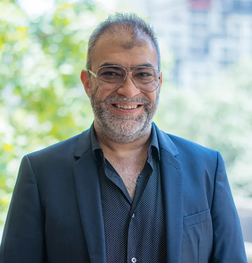 Dr. Mohit Lalvani
